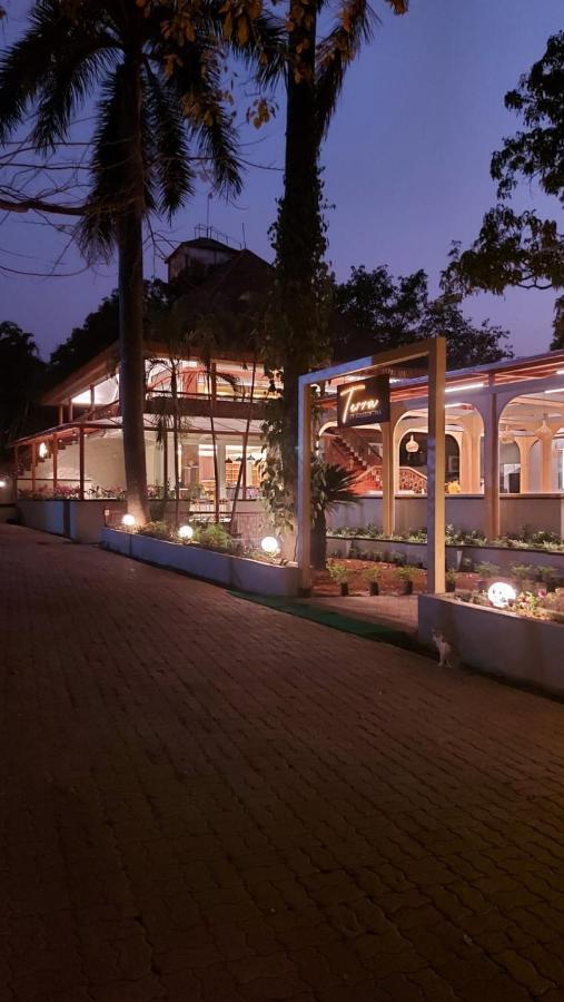 Outpost@Alibaug Hotel Ngoại thất bức ảnh