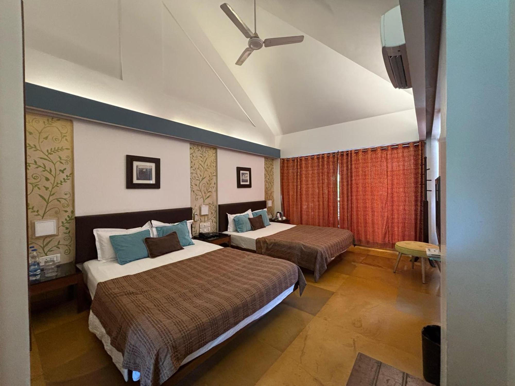 Outpost@Alibaug Hotel Ngoại thất bức ảnh