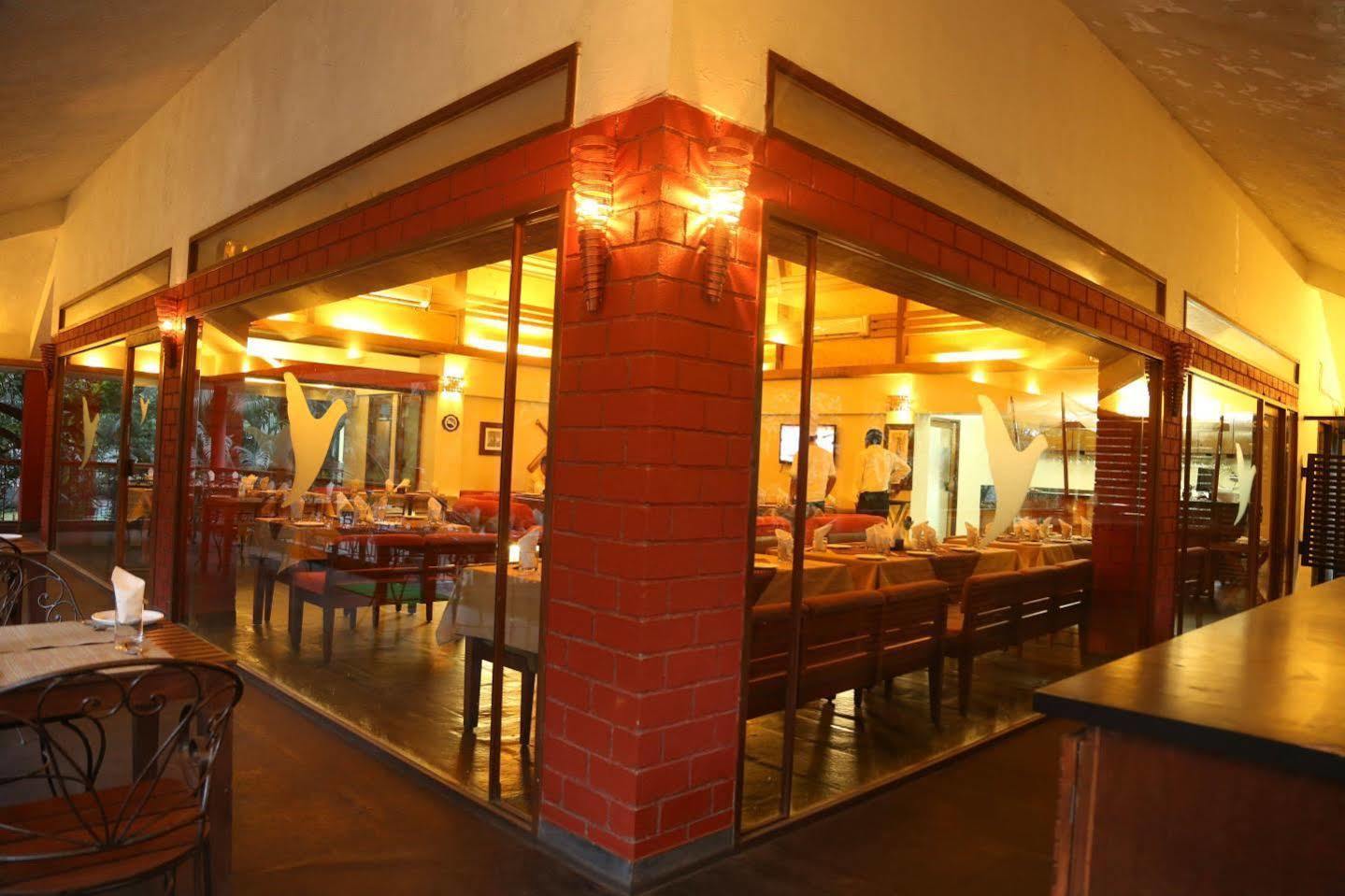 Outpost@Alibaug Hotel Ngoại thất bức ảnh
